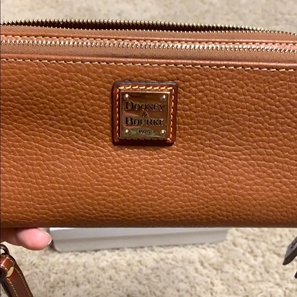 Dooney and Bourke double zip wallet large